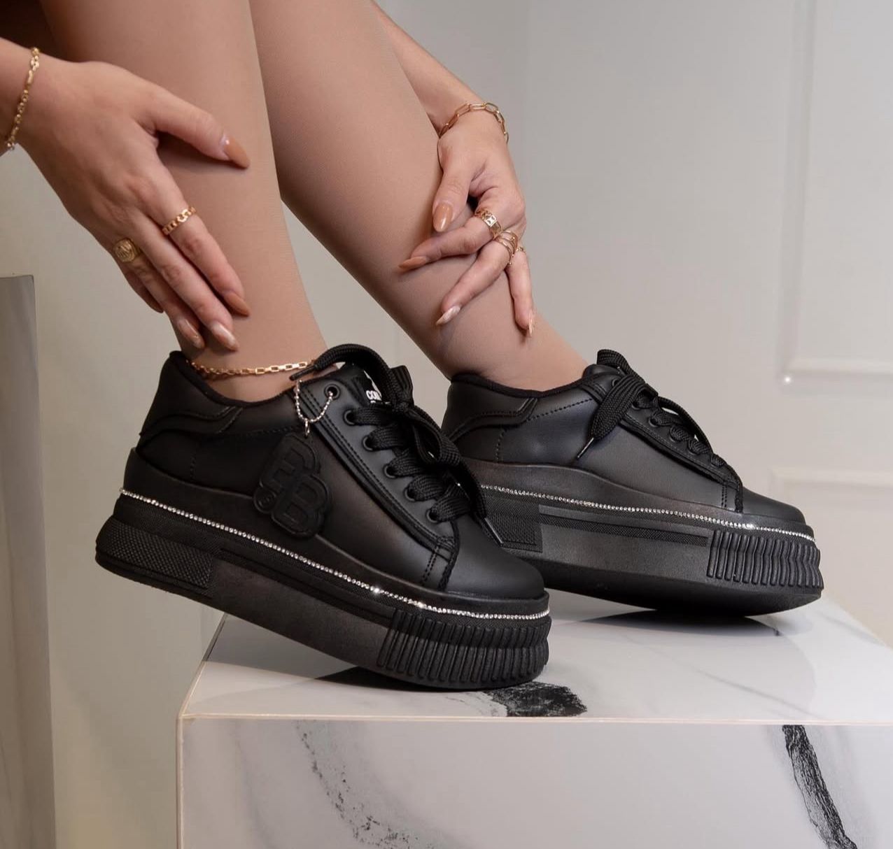 ✨ ¡ TENIS KAYS BLACK DEL MOMENTO! ✨